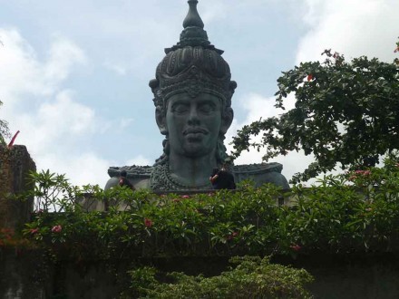 Patung Wisnu di Garuda Wisnu Kencana